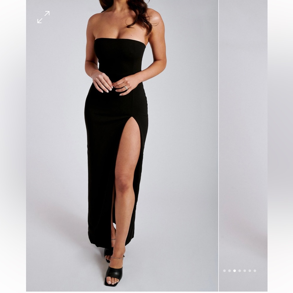 Tube dress with slit